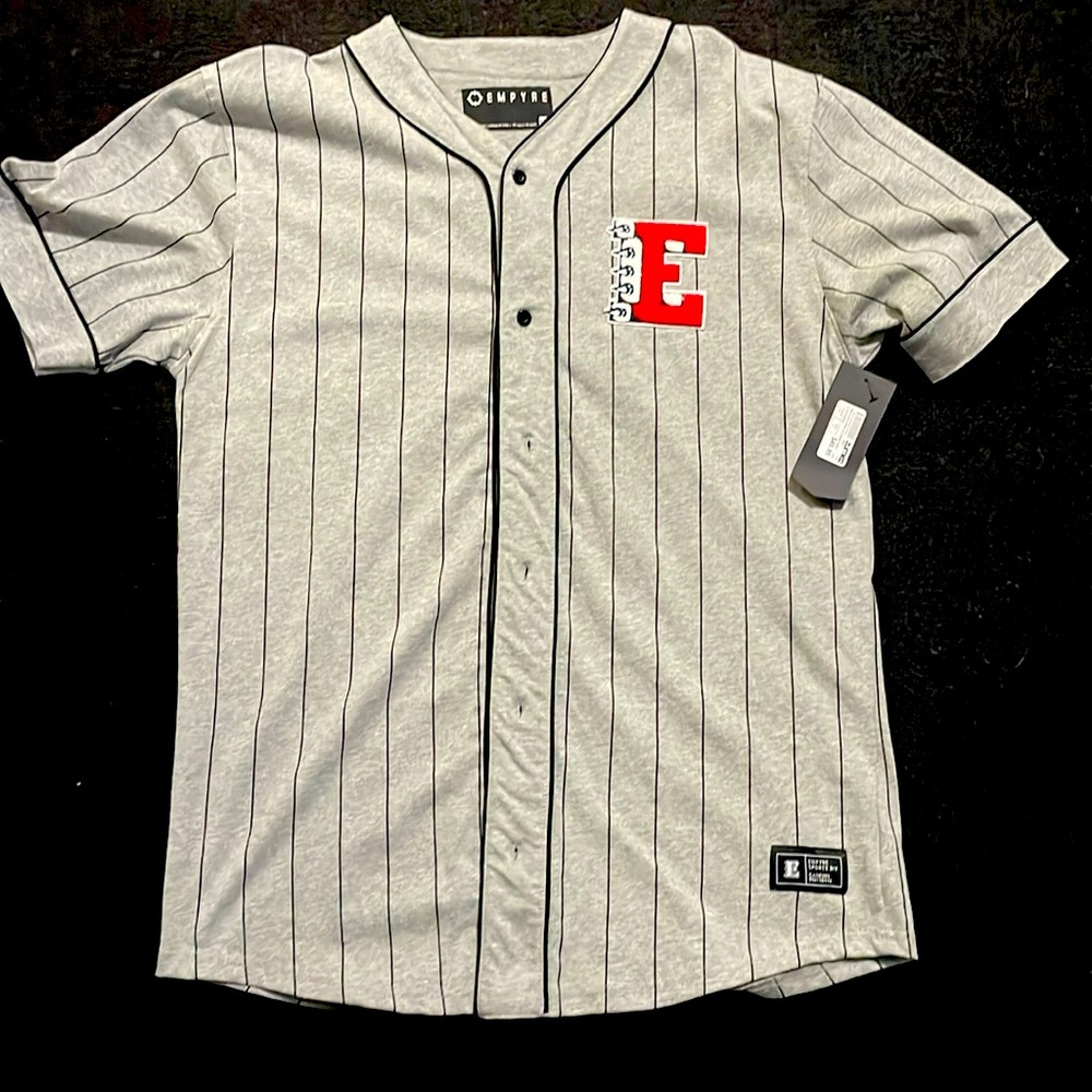 🔥EMP CHUCK WIND UP BUTTON UP JERSEY GREY 🔥